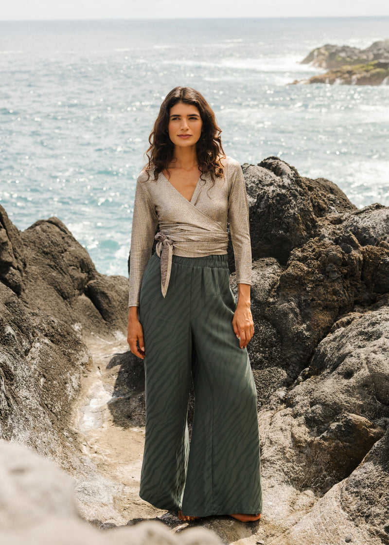 Anna Cardigan Desert Disco