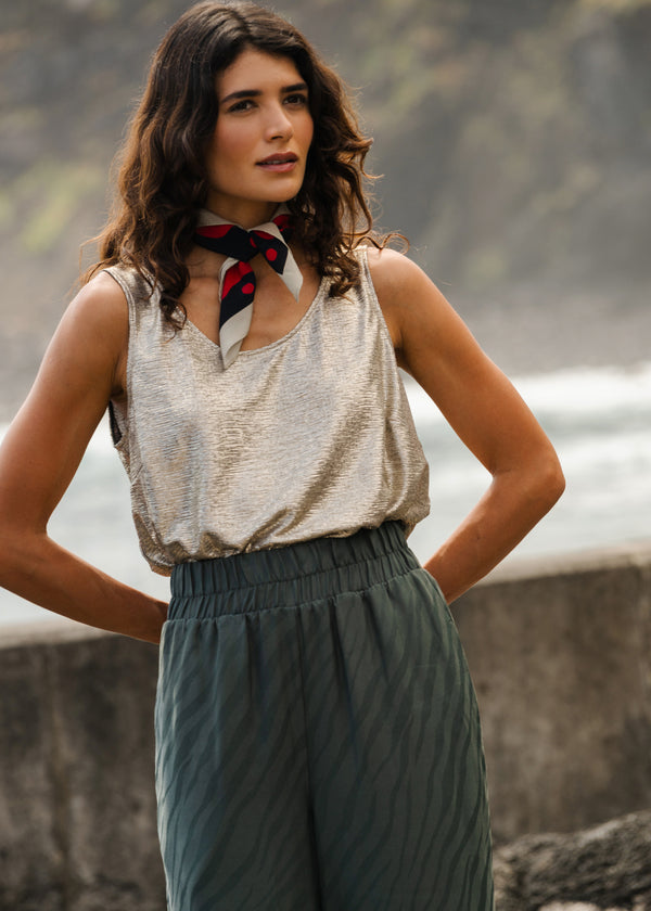 Mara Vest Desert Disco