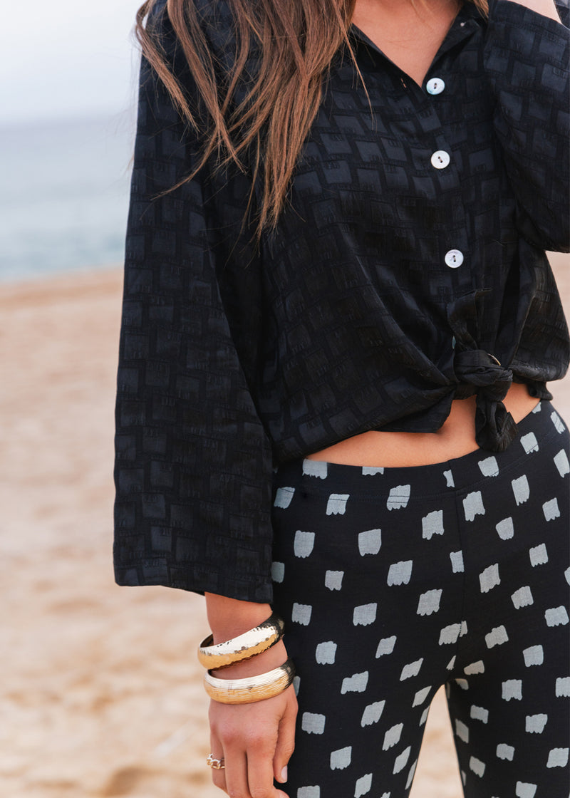 Vasco Blouse Jacquard Black KOMANA