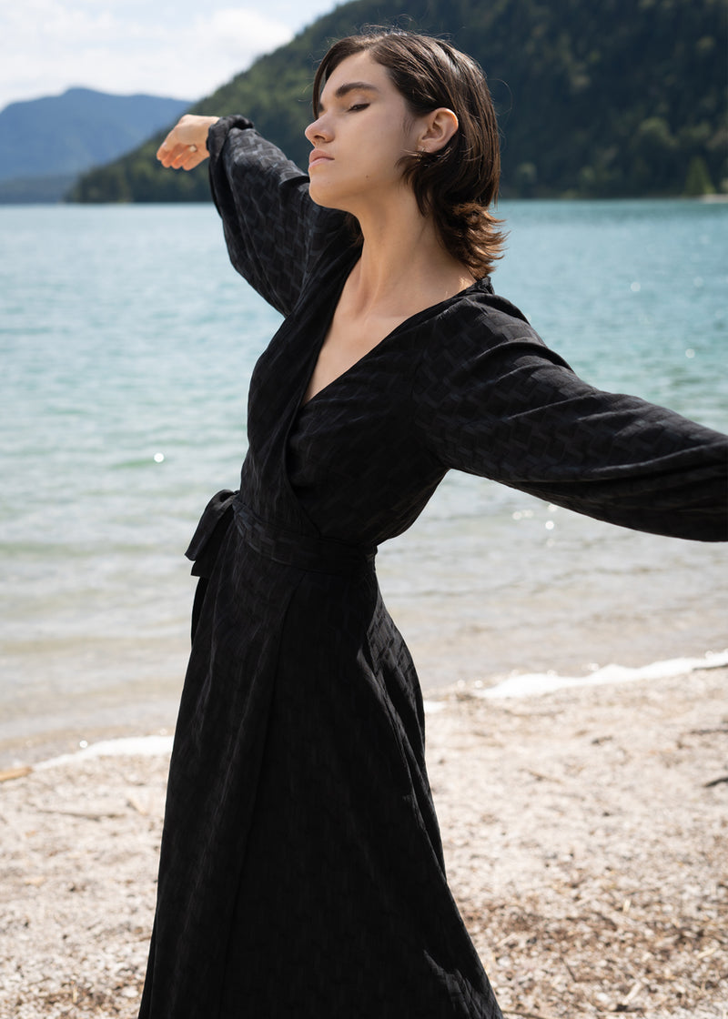 Beatrix Wrap Dress black